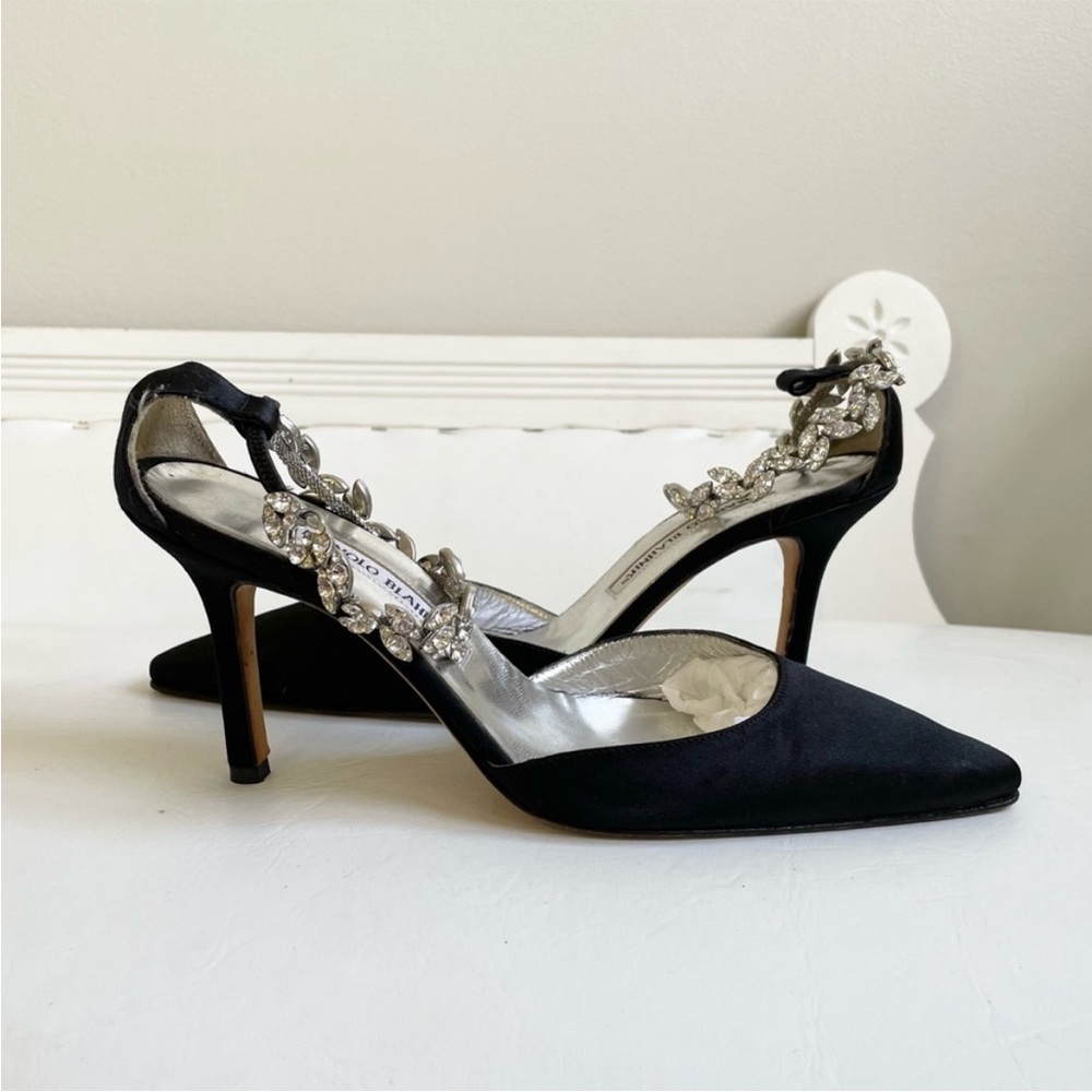 BLACK SATIN MANOLO BLAHNIK BURNELLA HEELS RHINESTONE ANKLE STRAP MISSING HOOK